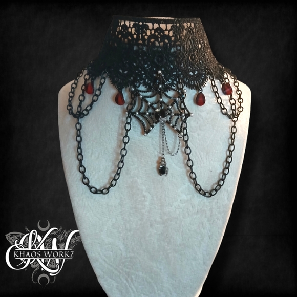 Lace spider choker - Picture 2 of 2